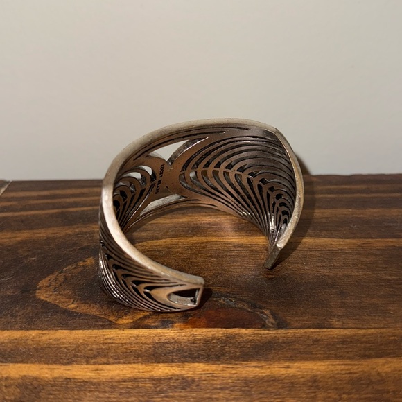 Lucky Brand silver cuff bracelet - Picture 2 of 3